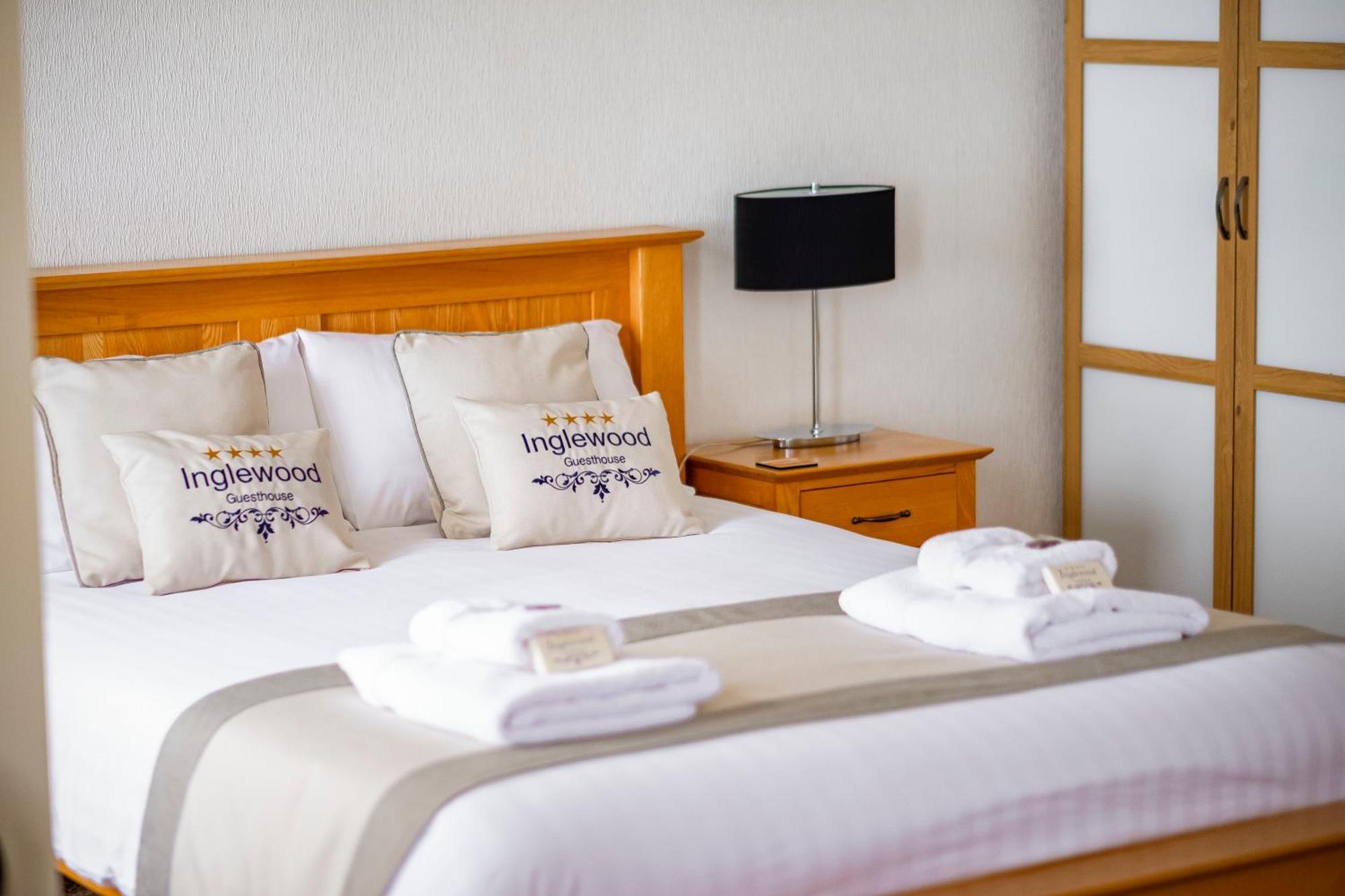 Inglewood - Opul Express Hotel Douglas Bilik gambar